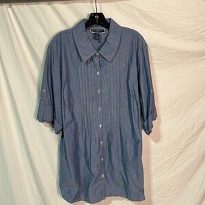 Karen Scott 2x blue chambray longer style button down blouse 💯 cotton euc